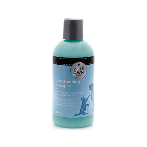 26084-vets-own-skin-soothing-shampoo-250ml.jpg VETS OWN SKIN SOOTHING SHAMPOO 250ML - Image 1